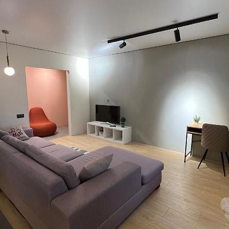 2 Room Modern Apartment View Dnipro Exterior photo